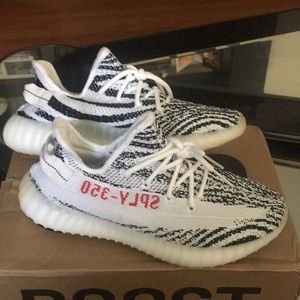 Yeezy Boost 350 V2